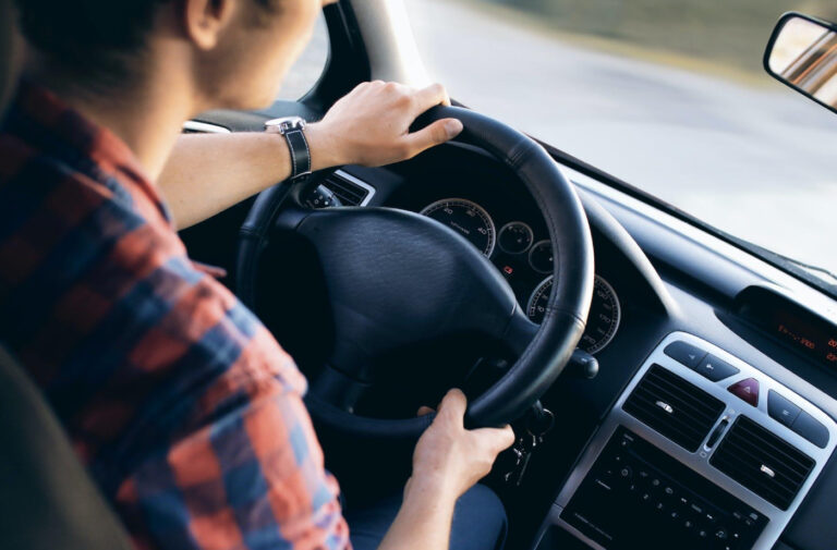 Sürüş Eğitiminde Stres Yönetimi ve Adaptasyon Teknikleri